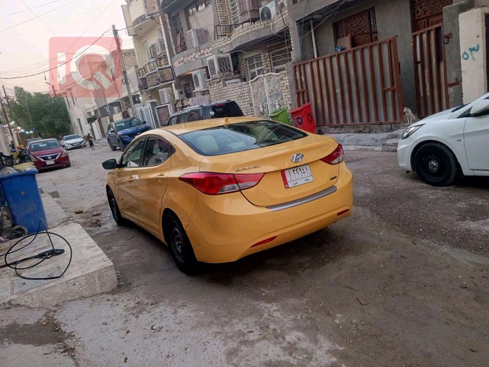 هیوندای ئەلەنترا